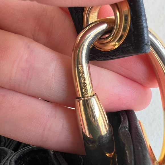 Aleda Firenze Drawstring Bucket Bag - Picture 9 of 14